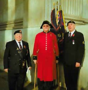 Andrew with a Chelsea Pensioner at the Hyde Park Corner Remembrance Parade